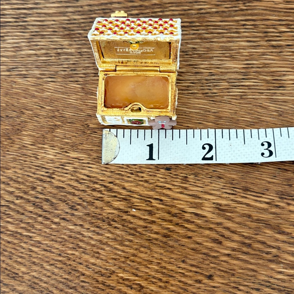 Estee Lauder Gingerbread House solid perfume box with Red and Gold Details - Picture 5 of 7